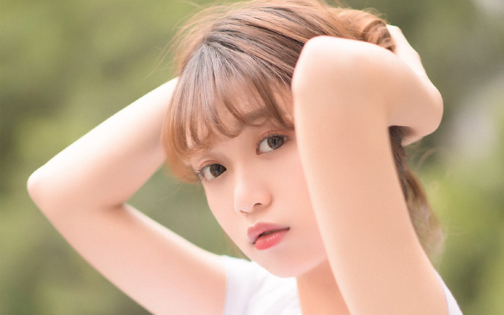 乐鱼体育网址-德甲激烈鏖战：攻守瞬间令人热血沸腾，德甲榜首大战