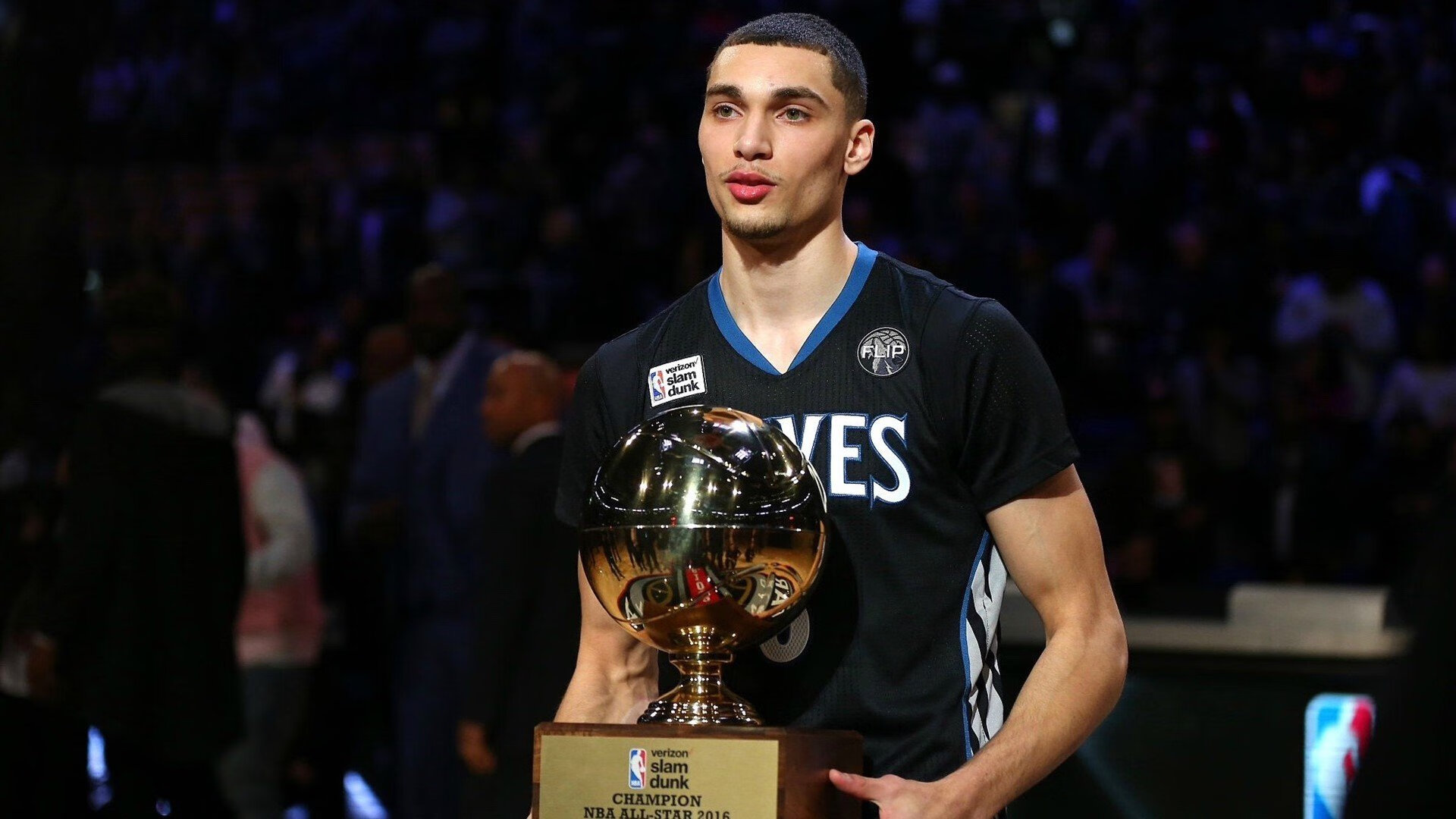 乐鱼体育-公牛队新阵容期待创造奇迹，公牛队主力阵容